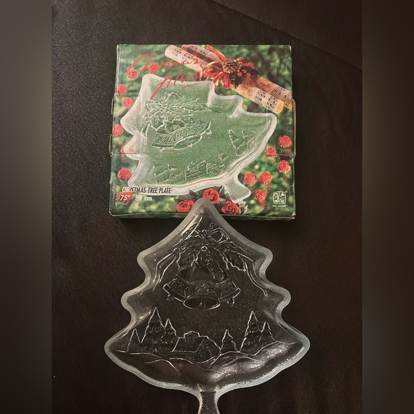 🎄✨VTG Glass Christmas Tree Dish by Hudson’s Bay 1980’s with original box - Picture 3 of 11